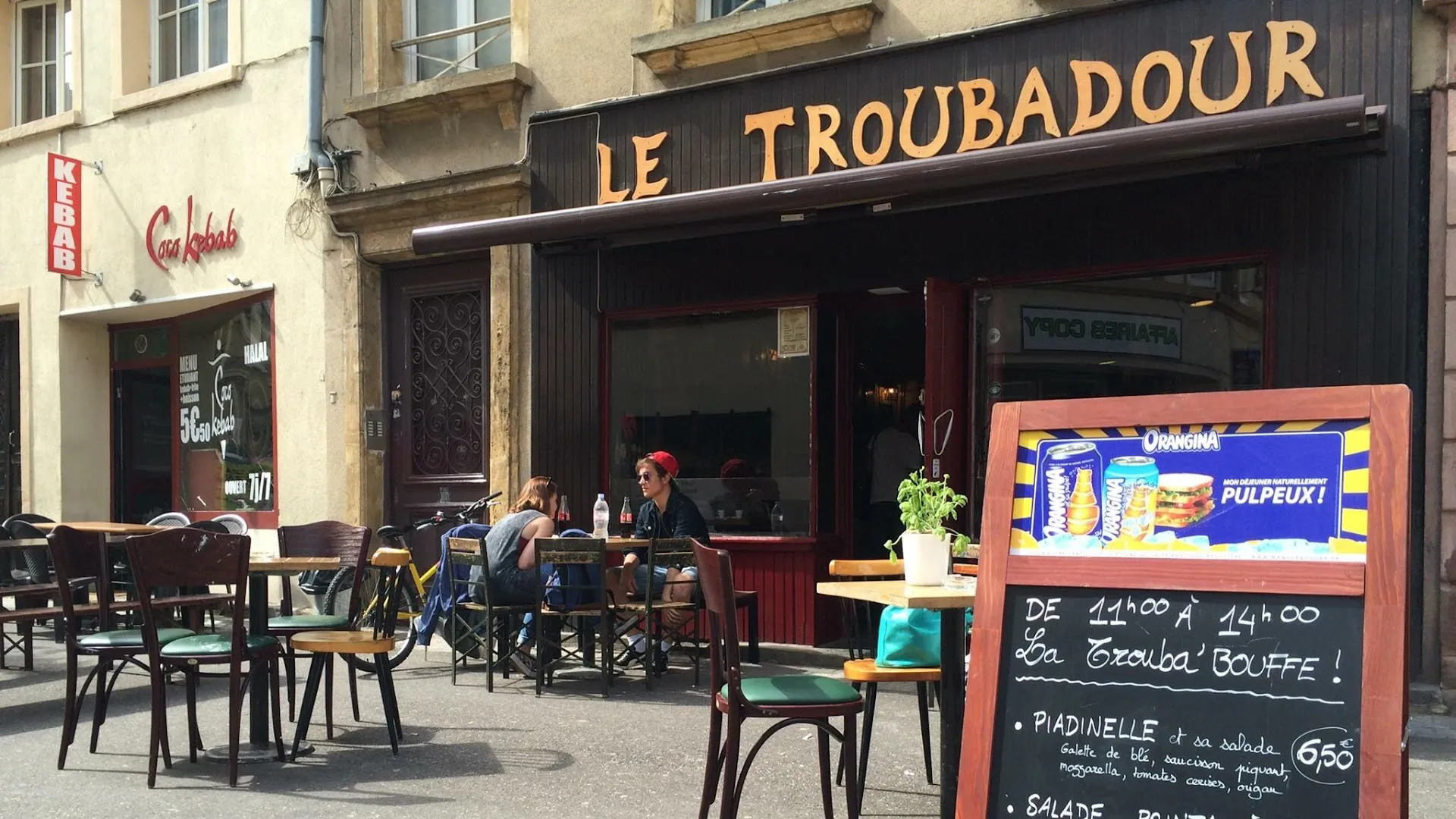 Le Troubadour